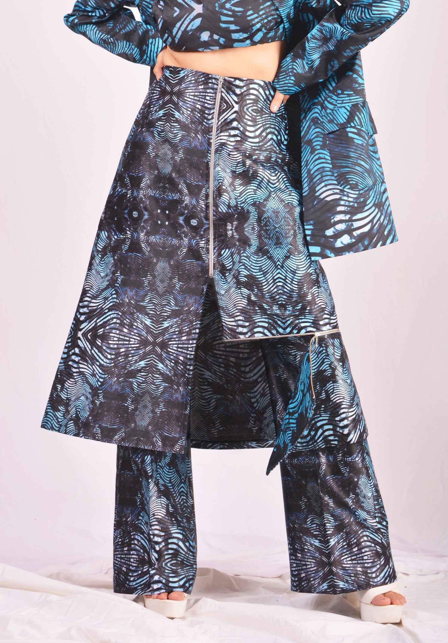 ELECTRIC WAVE SKIRT