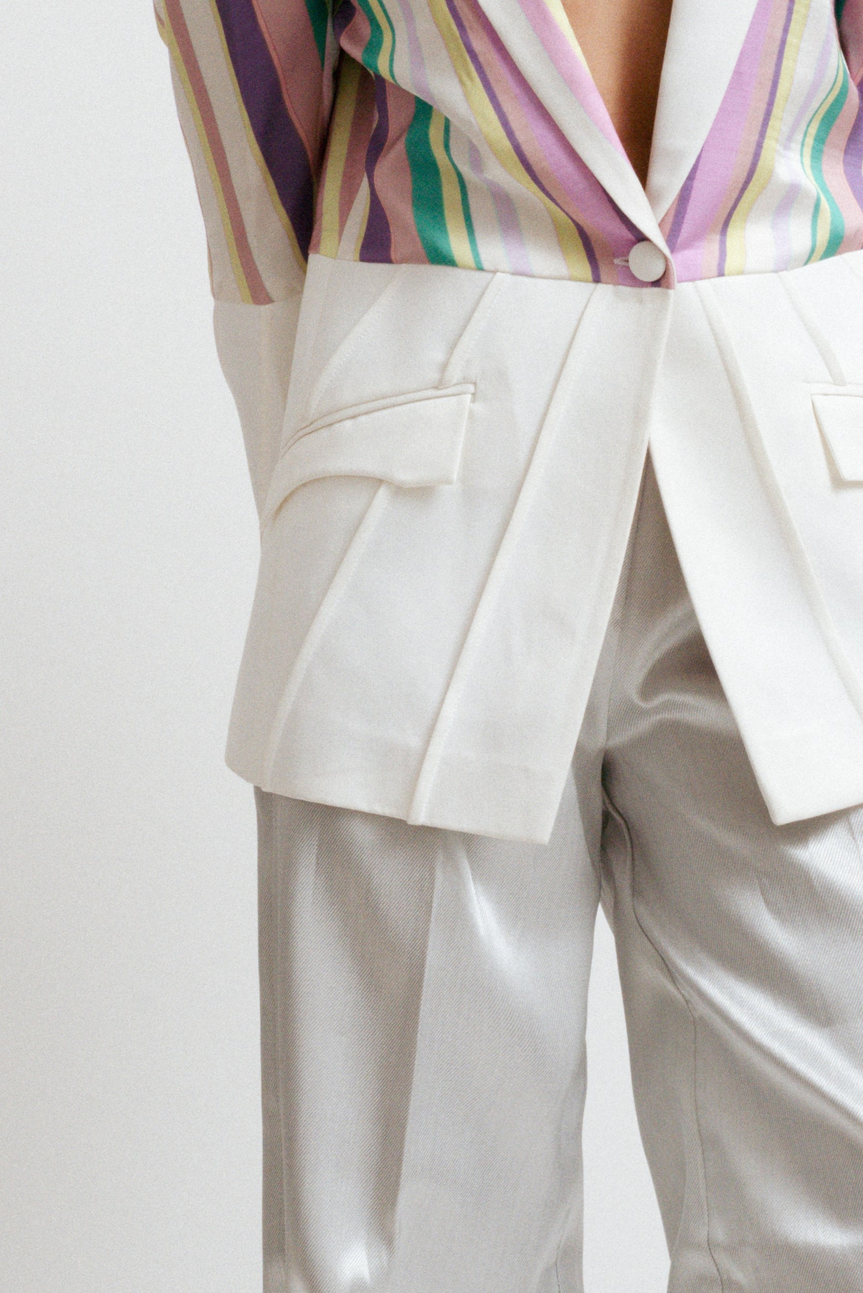 phenix - 訳あり フェニックス レディース 上下セット Lサイズ オレンジ ホワイト Spacy Women&#39;s Jacket Teine Slim Pants Phenix R2401-266 phenix - 訳あり フェニックス レディース 上下セット Lサイズ