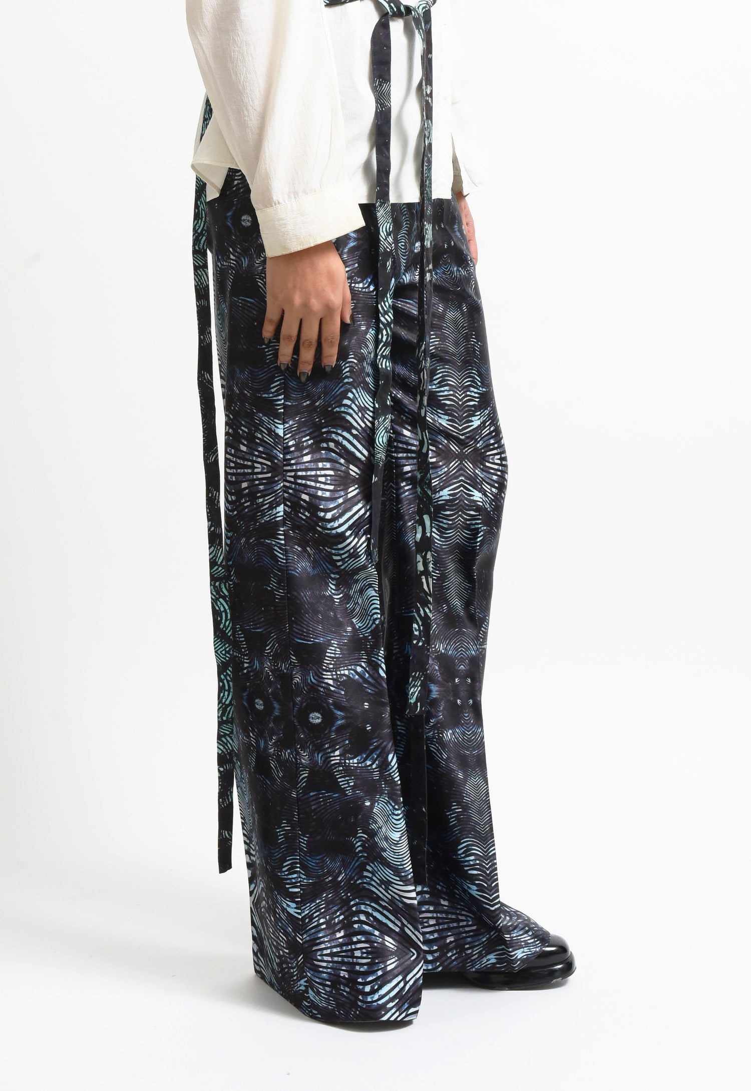 ELECTRIC WAVE TROUSER